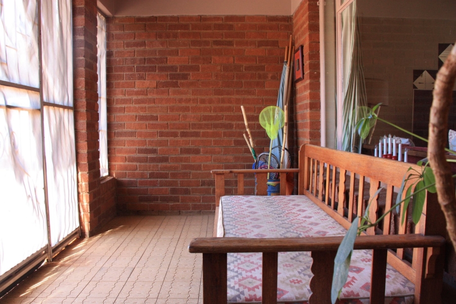 4 Bedroom Property for Sale in Langenhovenpark Free State